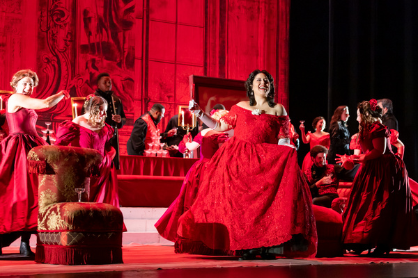 Photos: First Look At North Carolina Opera's LA TRAVIATA 