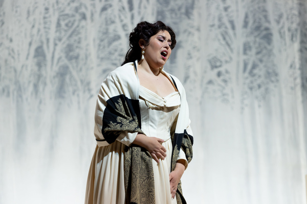Photos: First Look At North Carolina Opera's LA TRAVIATA Image