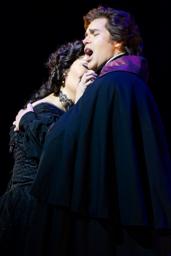 Photos: First Look At North Carolina Opera's LA TRAVIATA Image