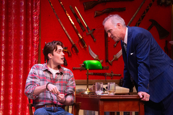 Photos: First Look at Comedy Thriller DEATHRRAP At International City Theatre 
