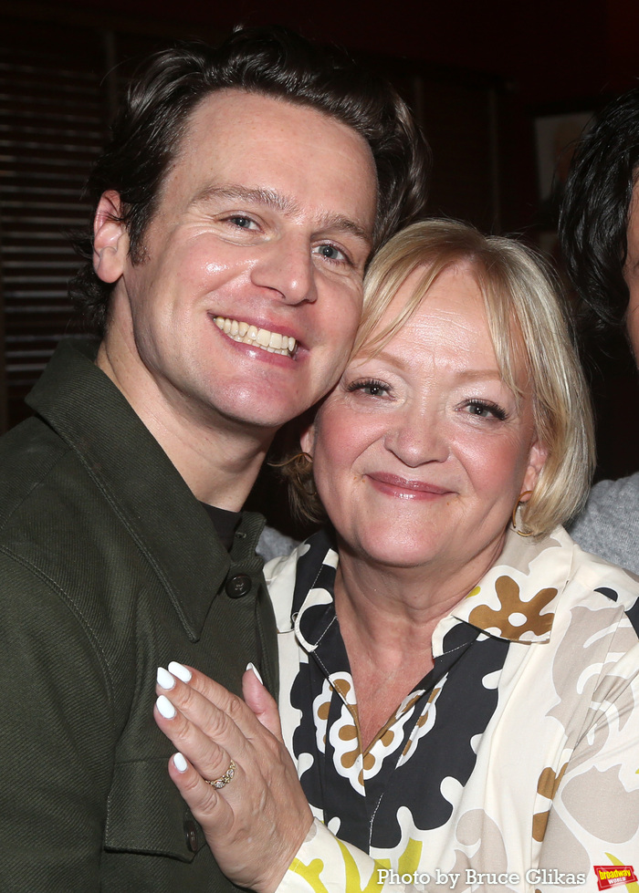 Photos: Orchestrator Jonathan Tunick Receives Caricature at Sardi's Image