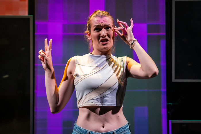 Review: I REALLY DO THINK THIS WILL CHANGE YOUR LIFE, Mercury Studio Image