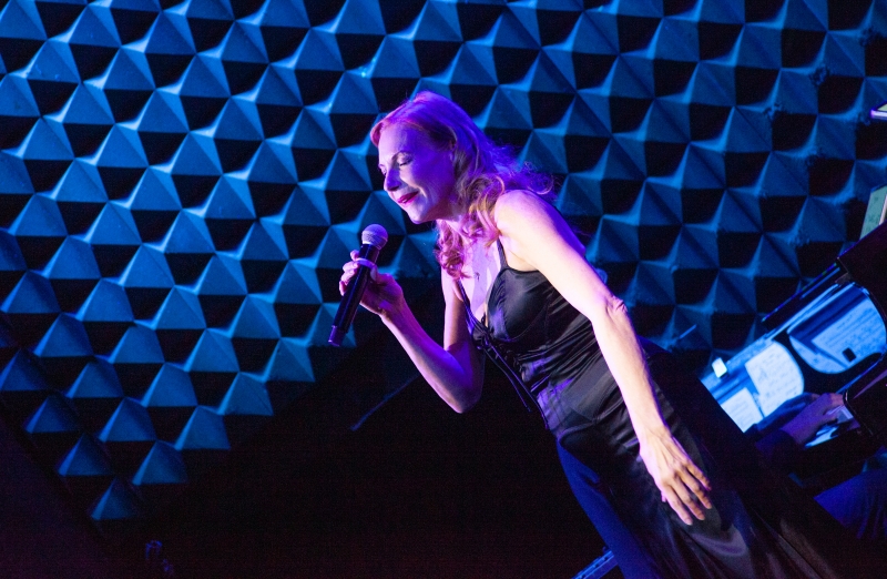 Photos: Ute Lemper Is Timeless In TIME TRAVELER at Joe's Pub Image