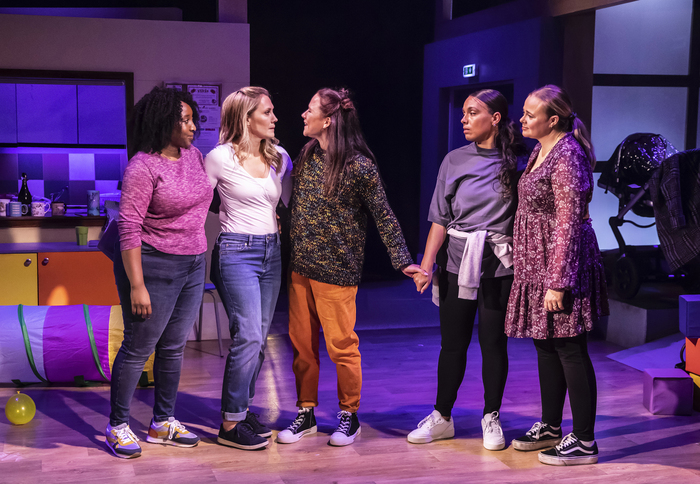 Photos: First Look at the UK Tour of THE GOOD ENOUGH MUMS CLUB Image
