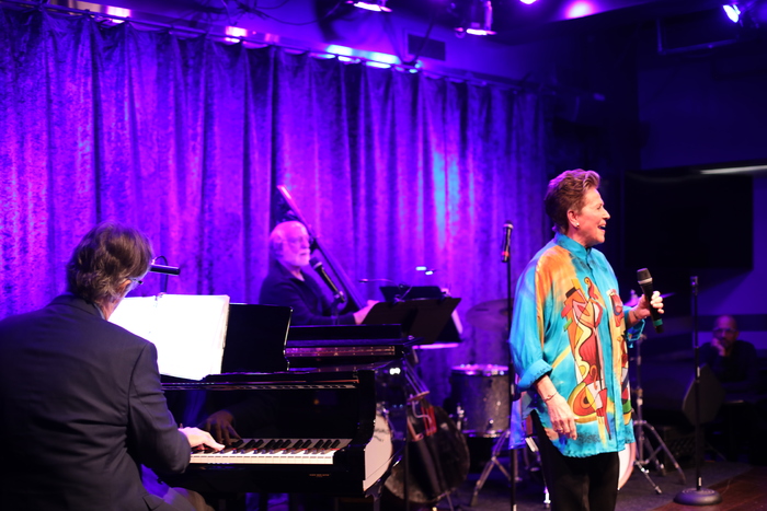 Photos: October 24th THE LINEUP WITH SUSIE MOSHER In A Chris Ruetten Photo Flash Image