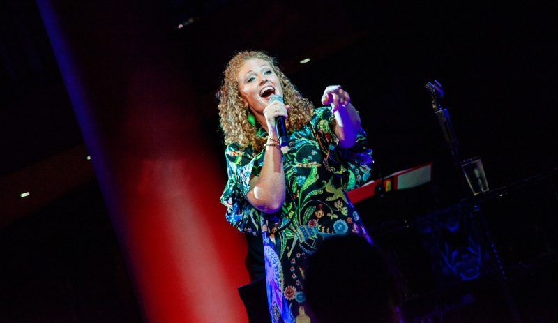 Review: Marissa Mulder Feels Everything During GIRL TALK at Chelsea Table + Stage Image