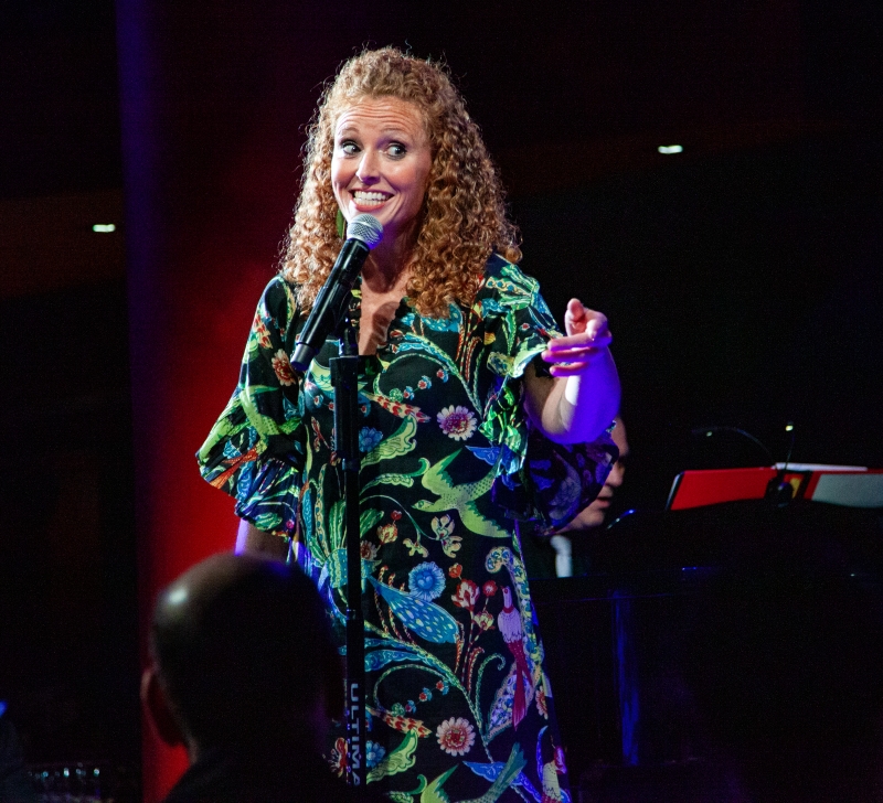 Review: Marissa Mulder Feels Everything During GIRL TALK at Chelsea Table + Stage Image