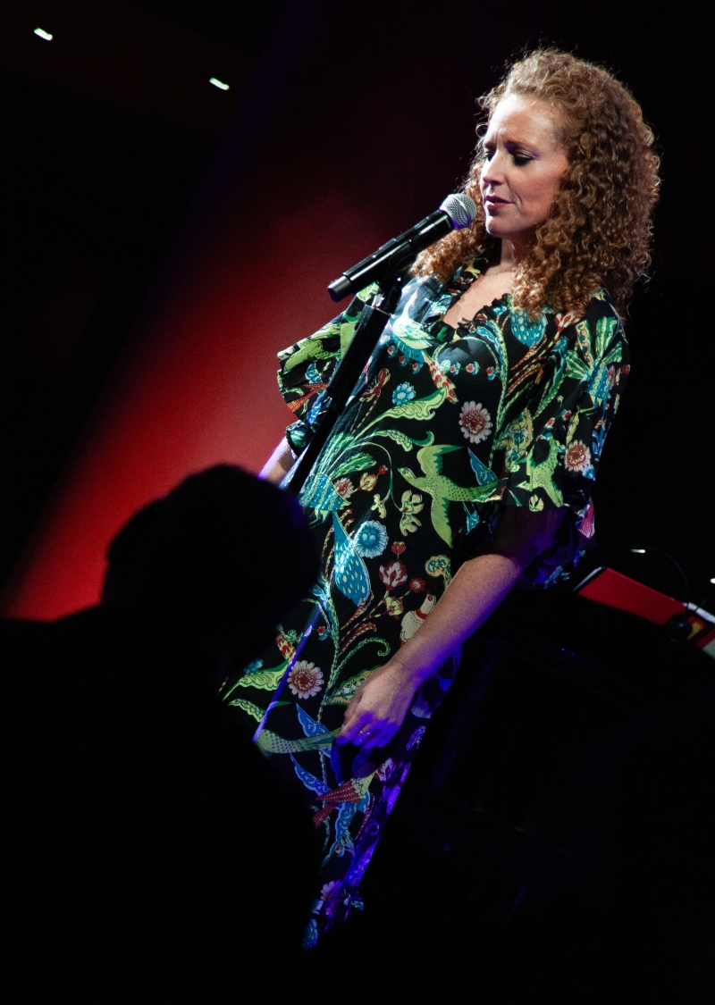 Review: Marissa Mulder Feels Everything During GIRL TALK at Chelsea Table + Stage Image