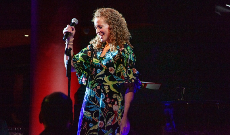 Review: Marissa Mulder Feels Everything During GIRL TALK at Chelsea Table + Stage Image