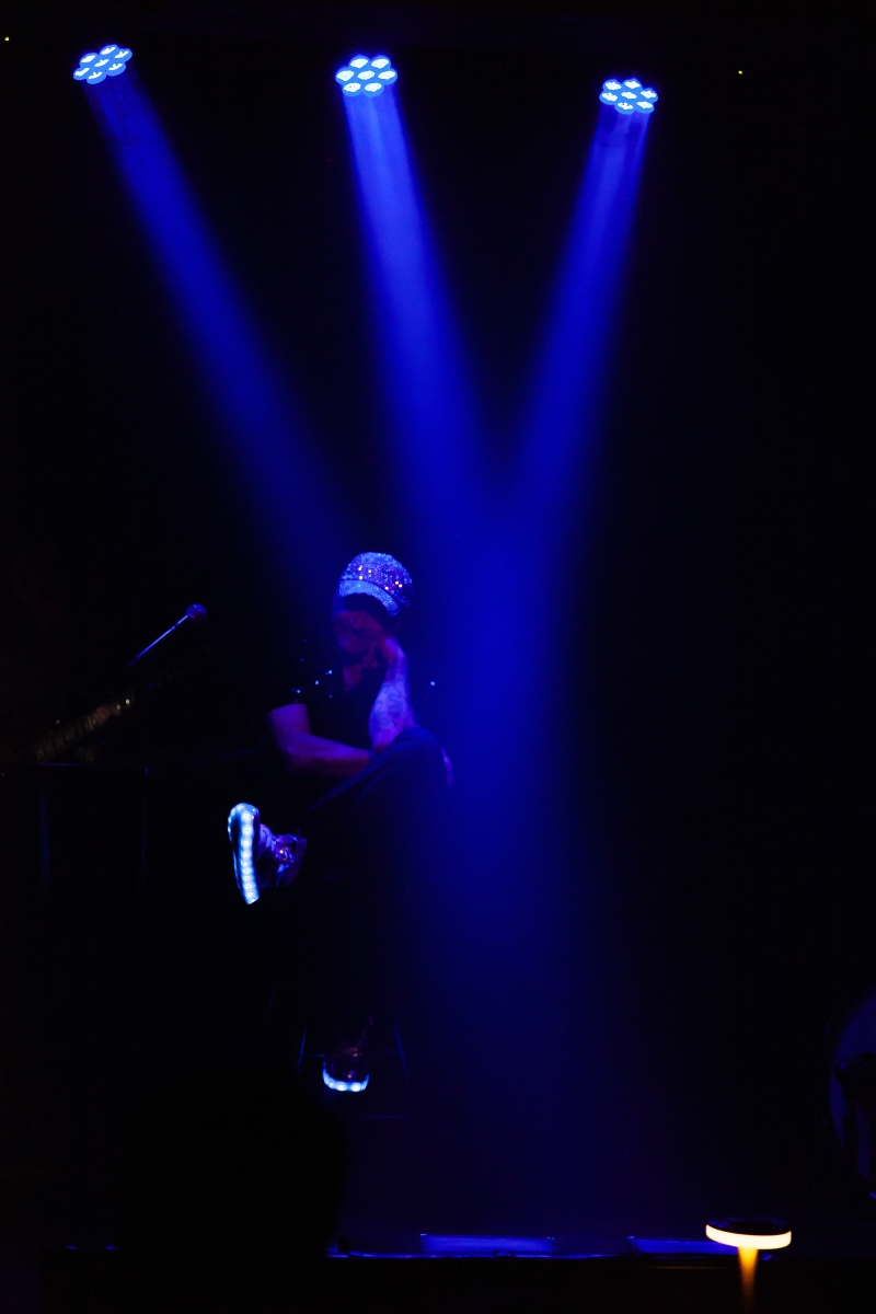 Photos: James Beaman Plays The Triad With LIVED EXPERIENCE Image
