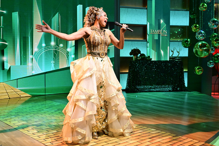 Video/Photos: THE WIZ Cast Performs 'Ease on Down the Road' For Tamron Hall's Halloween Episode Image
