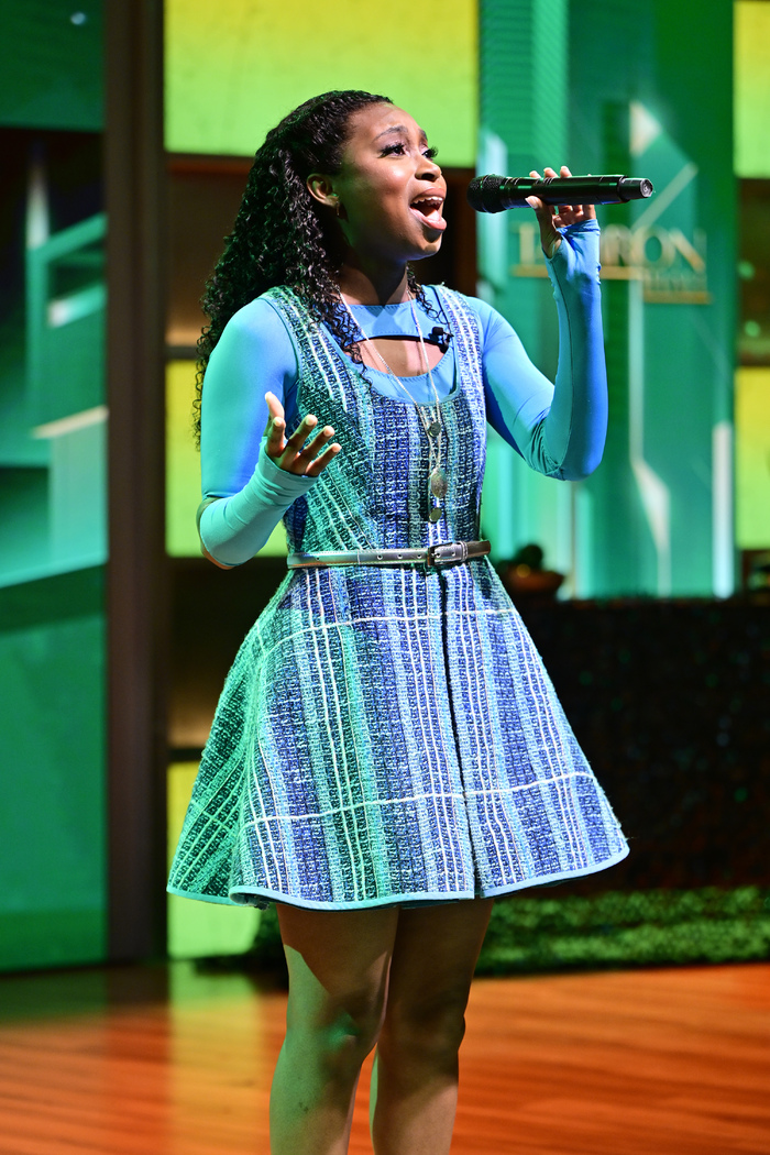 Video/Photos: THE WIZ Cast Performs 'Ease on Down the Road' For Tamron Hall's Halloween Episode Image
