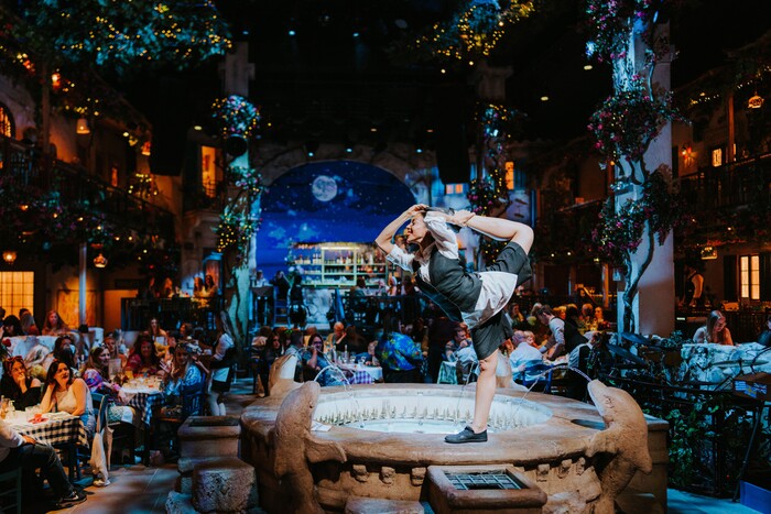 Photos & Video: See New Images & Trailer for MAMMA MIA! THE PARTY - Now Extended to June 2025 Image