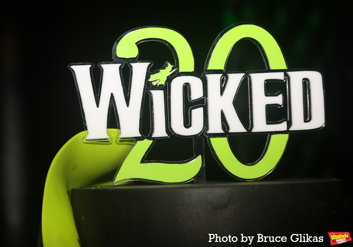 Photos: Inside the Star-Studded After Party For WICKED's 20th Anniversary Image