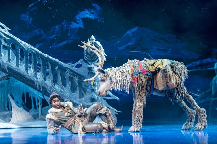 Photos: Check Out All New Photos From FROZEN in London Image