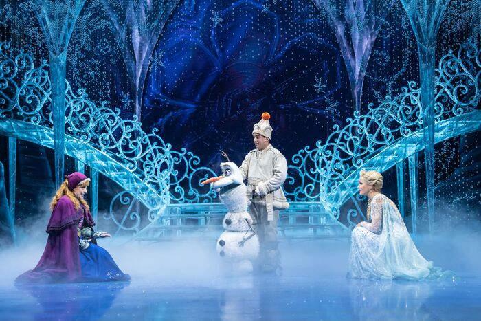 Photos: Check Out All New Photos From FROZEN in London Image