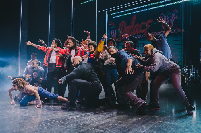 Photos & Video: MJ Celebrates Halloween With Special 'Thriller' Performance Image