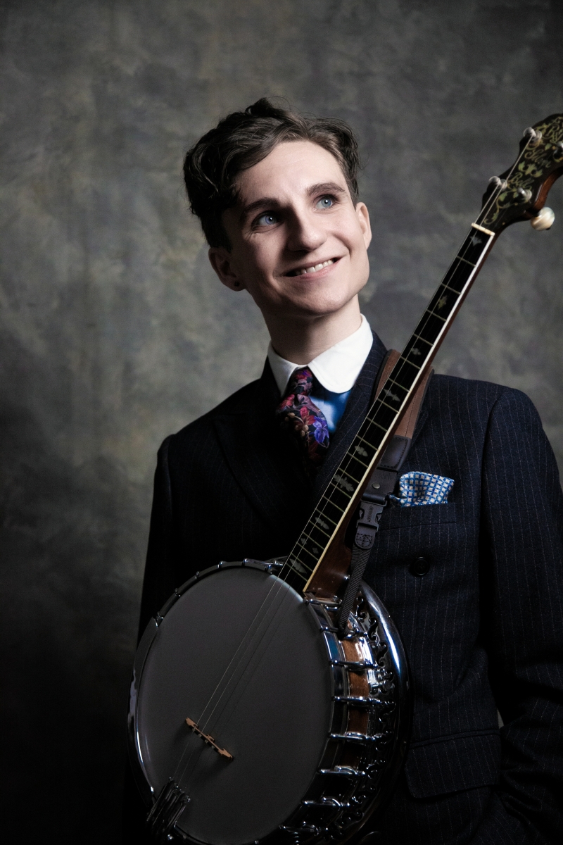 Feature: The Days Of Cabaret Gratitude - Day Nine - The Vaudevillian Image