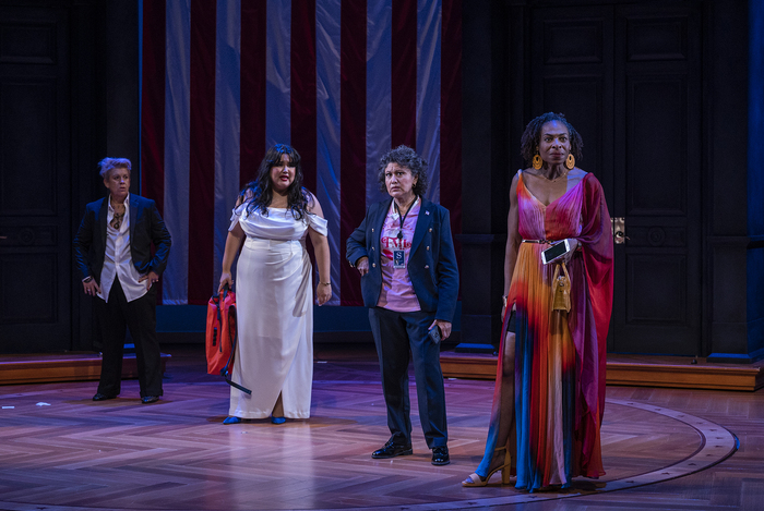 Photos: First Look at POTUS at Steppenwolf Theatre Image
