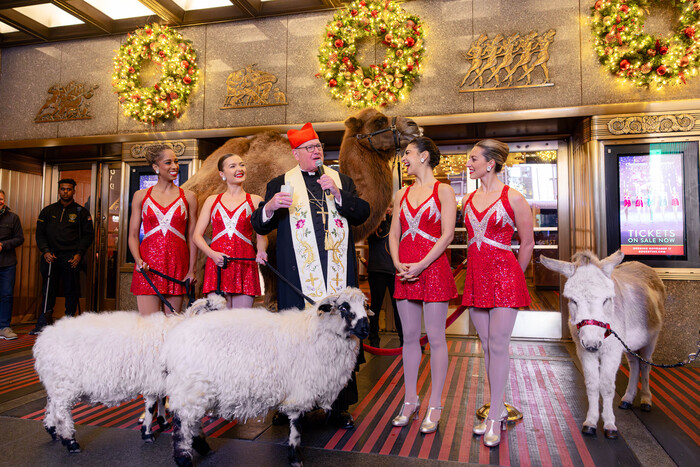 Photos: Cardinal Dolan Blesses the Animals From the 2023 Christmas Spectacular Image