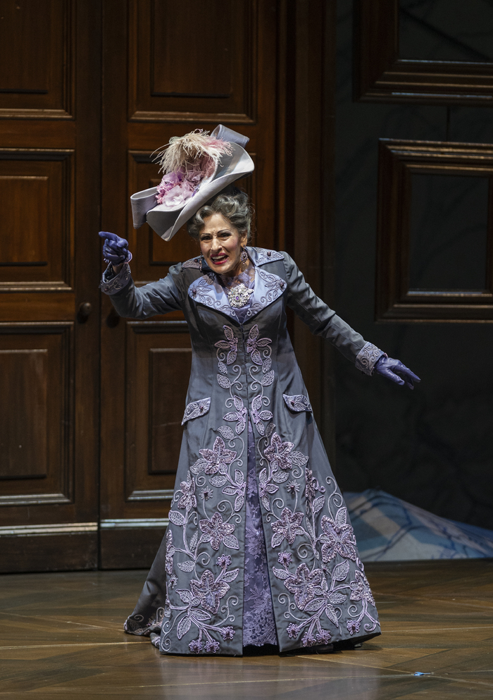 Photos: First Look at DAUGHTER OF THE REGIMENT at Lyric Opera of Chicago Image