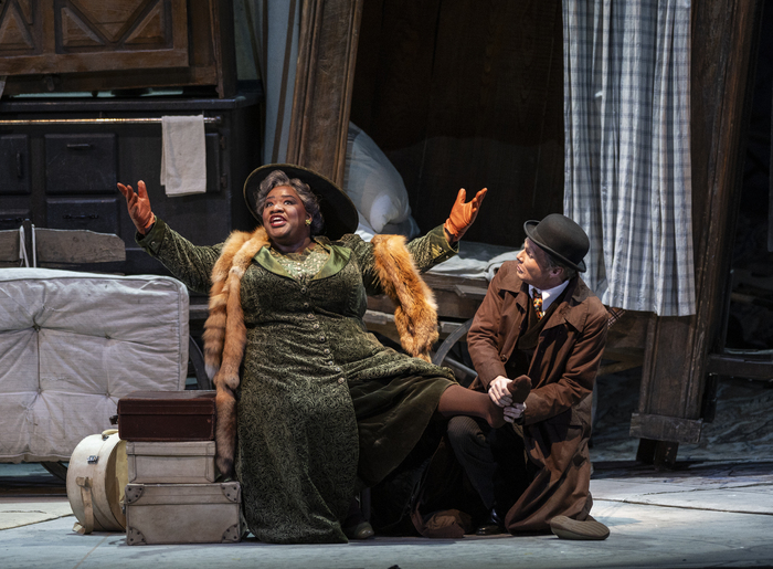 Photos: First Look at DAUGHTER OF THE REGIMENT at Lyric Opera of Chicago Image