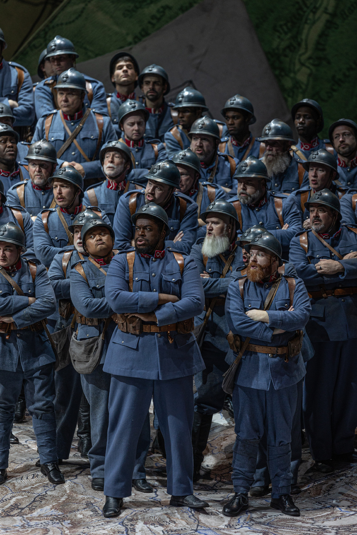 Photos: First Look at DAUGHTER OF THE REGIMENT at Lyric Opera of Chicago Image