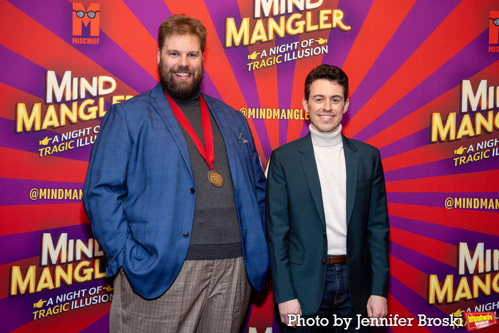 Photos: MIND MANGLER Company Is Getting Ready to Hit the Stage Image
