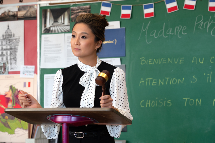Photos: New MEAN GIRLS Movie Musical Stills With Busy Philipps, Jon Hamm & More Image