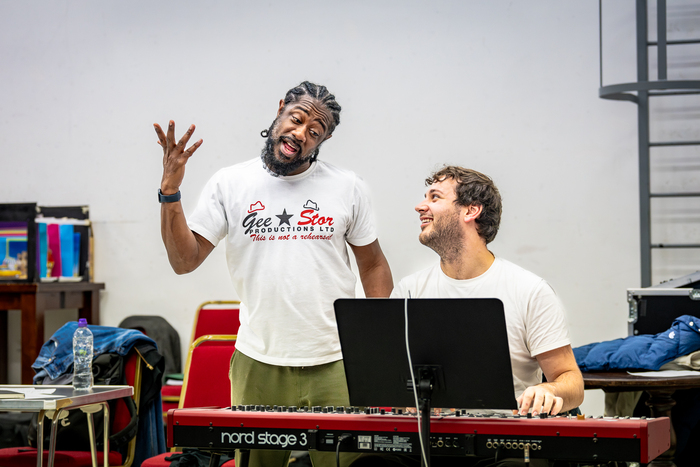 Photos: Inside Rehearsal For ALADDIN Pantomime at Hackney Empire Image