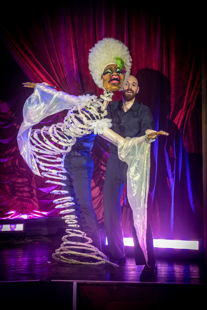 Photos: First Look at Underbelly's LA CLIQUE Image
