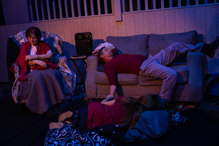 Photos: First look at New Herring Productions' THE BIRDS Image