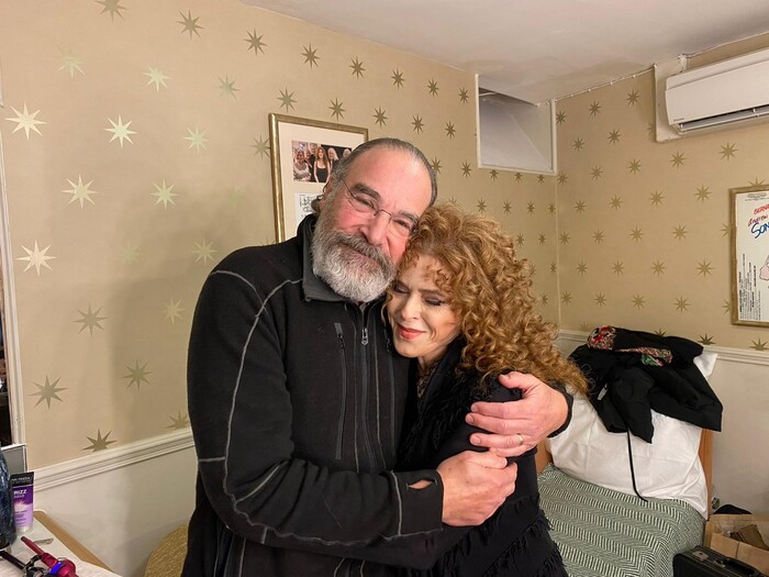 Photos: Mandy Patinkin Visits Bernadette Peters at STEPHEN SONDHEIM'S OLD FRIENDS Image