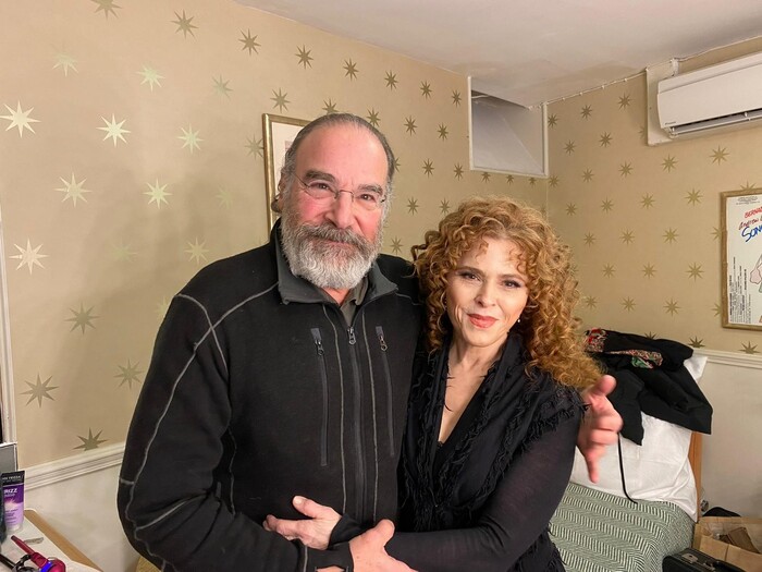 Photos: Mandy Patinkin Visits Bernadette Peters at STEPHEN SONDHEIM'S OLD FRIENDS Image