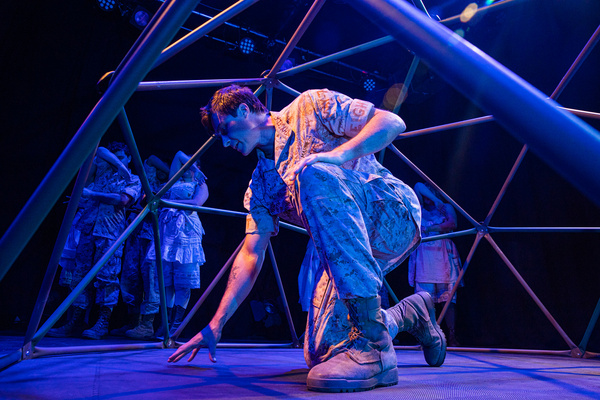 Photos: MAMA MAMA CAN YOU SEE Opens This Weekend In World Premiere From Coin & Ghost Image