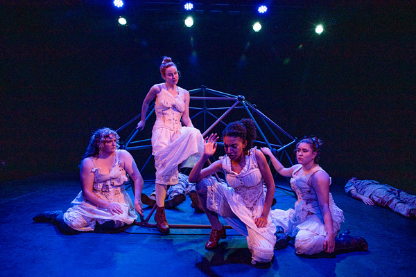 Photos: MAMA MAMA CAN YOU SEE Opens This Weekend In World Premiere From Coin & Ghost Image