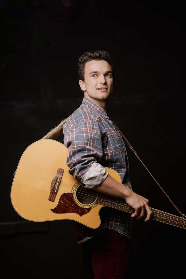 Photos: First Look At The Cast of RING OF FIRE: THE MUSIC OF JOHNNY CASH At Ensemble Theatre Company 