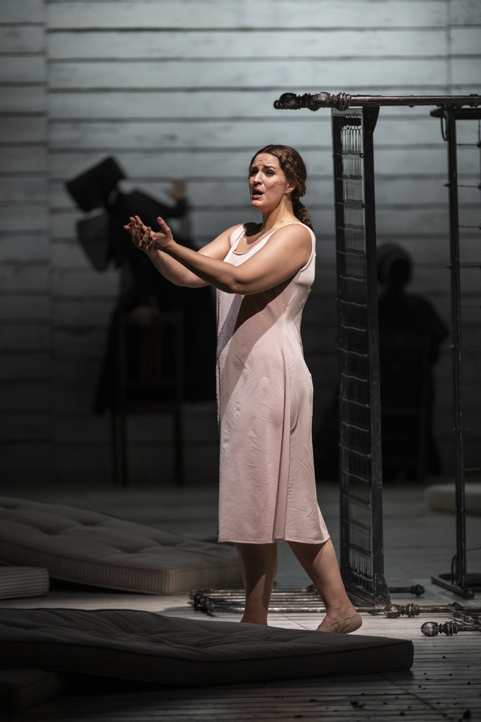 Photos: First Look at Janáček's JENŮFA at Lyric Opera of Chicago Image