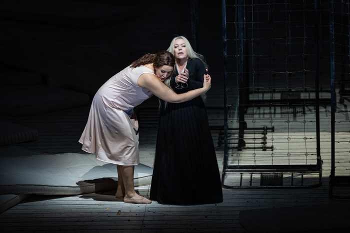 Photos: First Look at Janáček's JENŮFA at Lyric Opera of Chicago Image