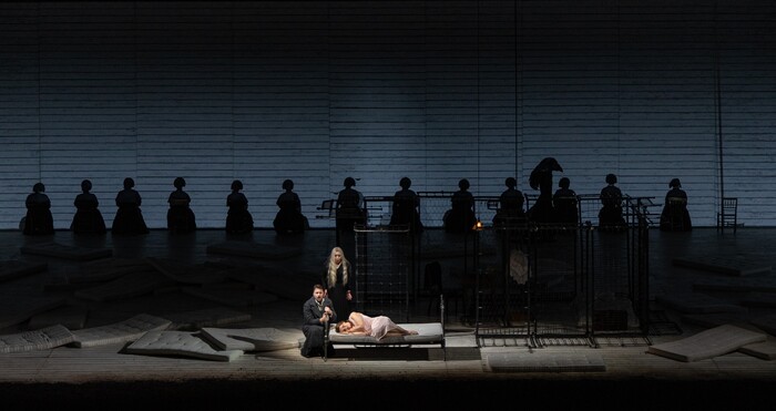 Photos: First Look at Janáček's JENŮFA at Lyric Opera of Chicago Image