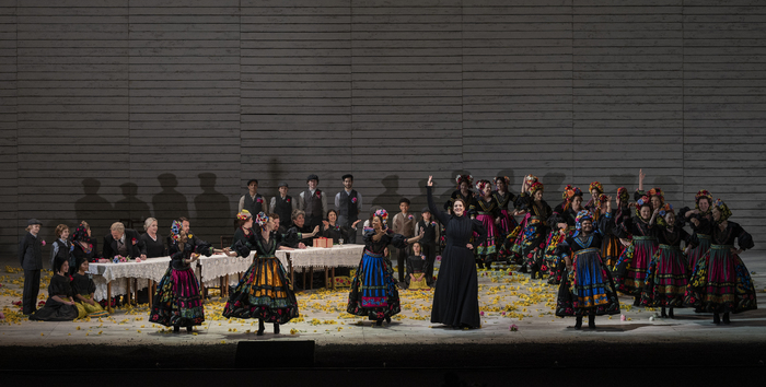 Photos: First Look at Janáček's JENŮFA at Lyric Opera of Chicago Image