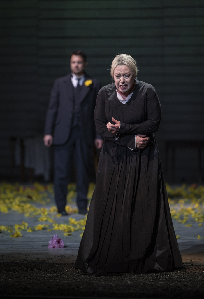 Photos: First Look at Janáček's JENŮFA at Lyric Opera of Chicago Image