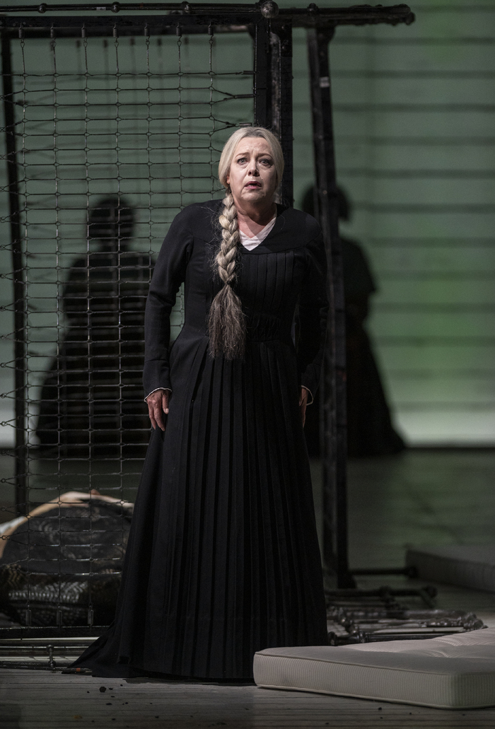 Photos: First Look at Janáček's JENŮFA at Lyric Opera of Chicago Image