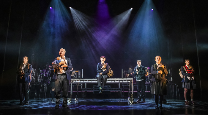Photos: First Look at BABIES at the Shaftesbury Theatre; Final Performance Tonight Image