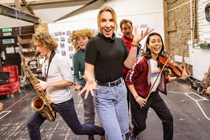 Photos/Video: In Rehearsal For THE WIZARD OF OZ at the Watermill Theatre Image