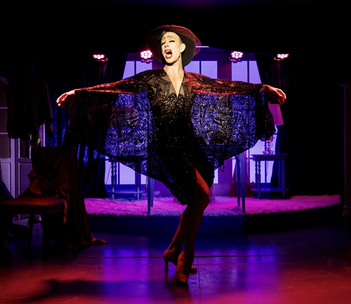 Photos: First Look at MAKE ME GORGEOUS! at Playhouse 46 St. Luke's Image