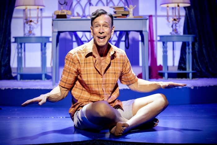 Photos: First Look at MAKE ME GORGEOUS! at Playhouse 46 St. Luke's Image