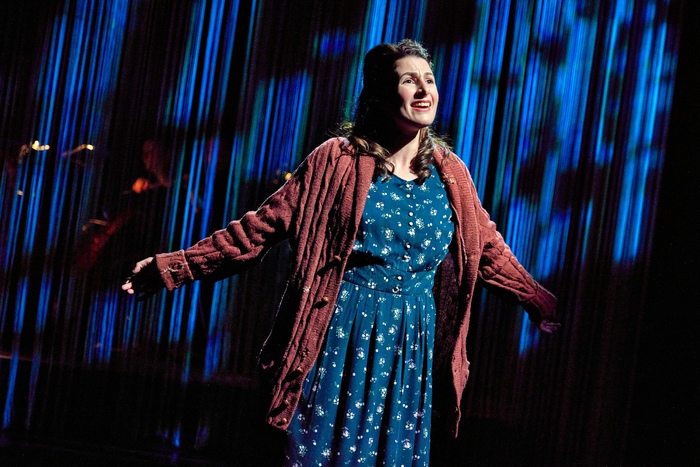 Photos: Get a First Look at National Yiddish Theatre Folksbiene's AMID FALLING WALLS Image