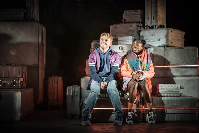 Photos: First Look at Dujonna Gift and Sam Tutty in TWO STRANGERS (CARRY A CAKE ACROSS NEW YORK) Image