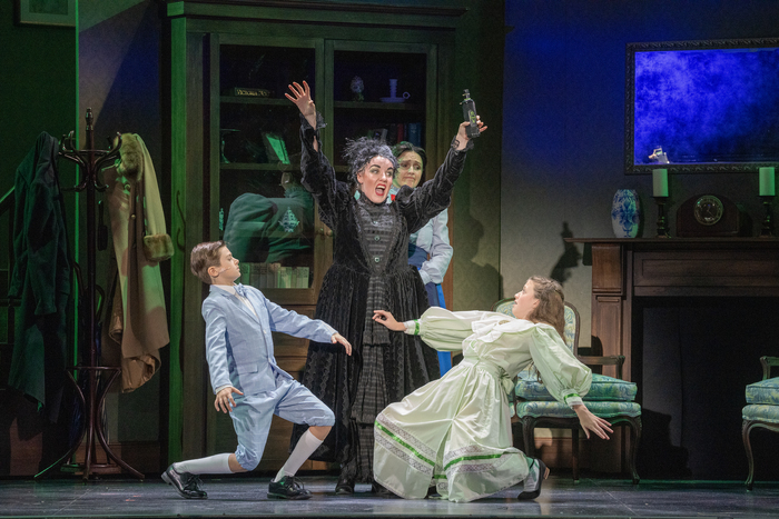 Photos: The Argyle Theatre Presents MARY POPPINS Image